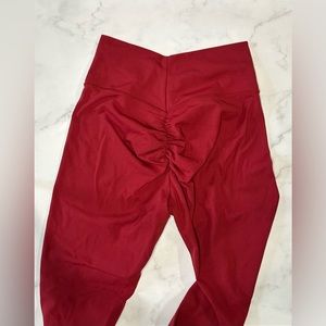 Curves N Combatboots booty scrunch executive leggings